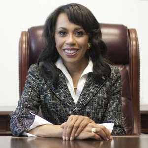 DEMOCRAT DAISY Staci Williams ‘77 will face her first primary in February of next year. Photo provided by Staci Williams 