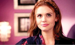  DAISY TO DIVA Holland Roden plays a classic mean girl on “Teen Wolf,” with a twist: she has a genius IQ of 170.  PHOTO COURTESY OF MTV