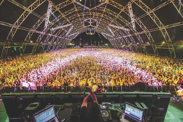 Why+We+Shouldnt+Attend+Coachella