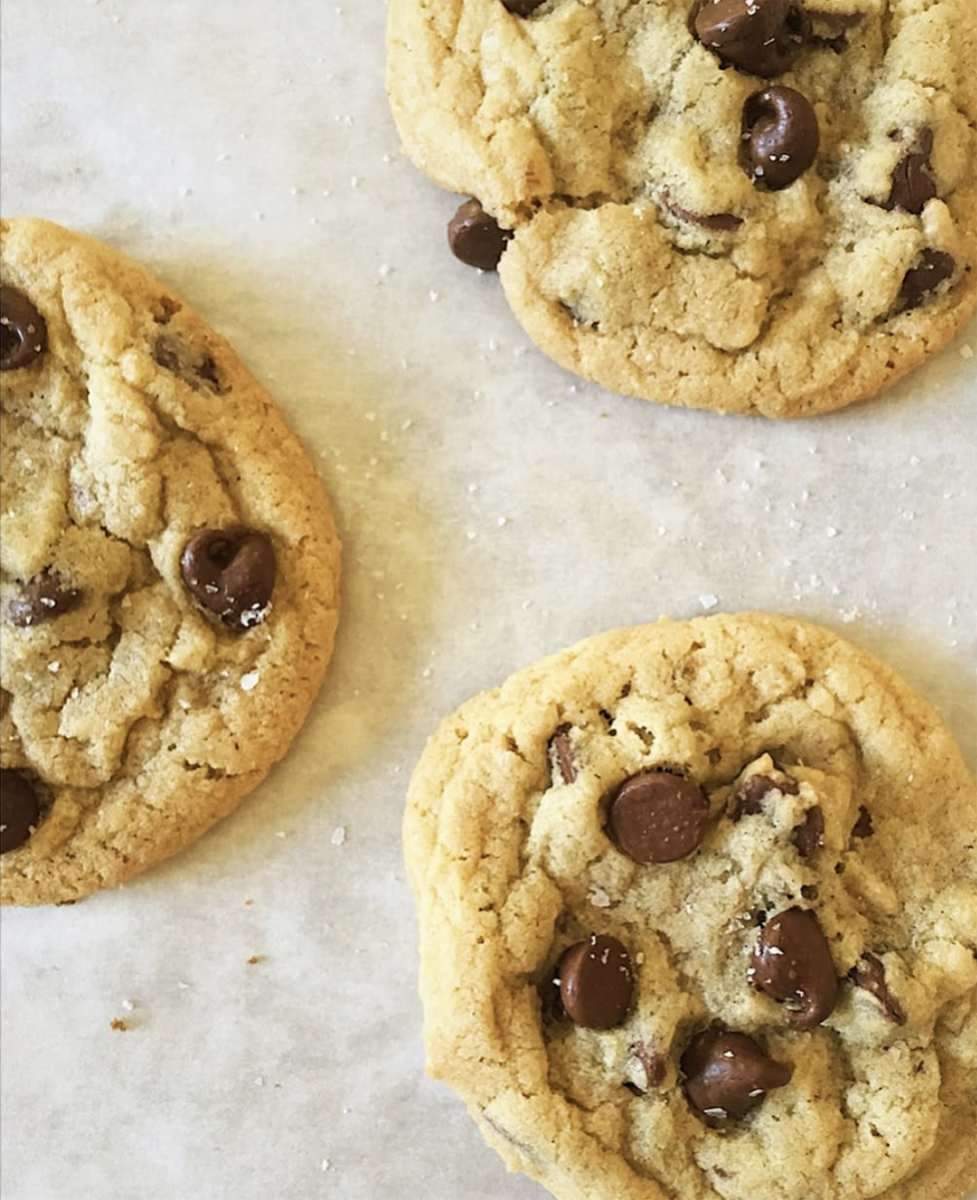 Dark chocolate chip cookies from Mim's business, HealthyAddicts.